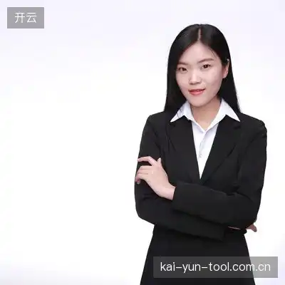 叶璨新